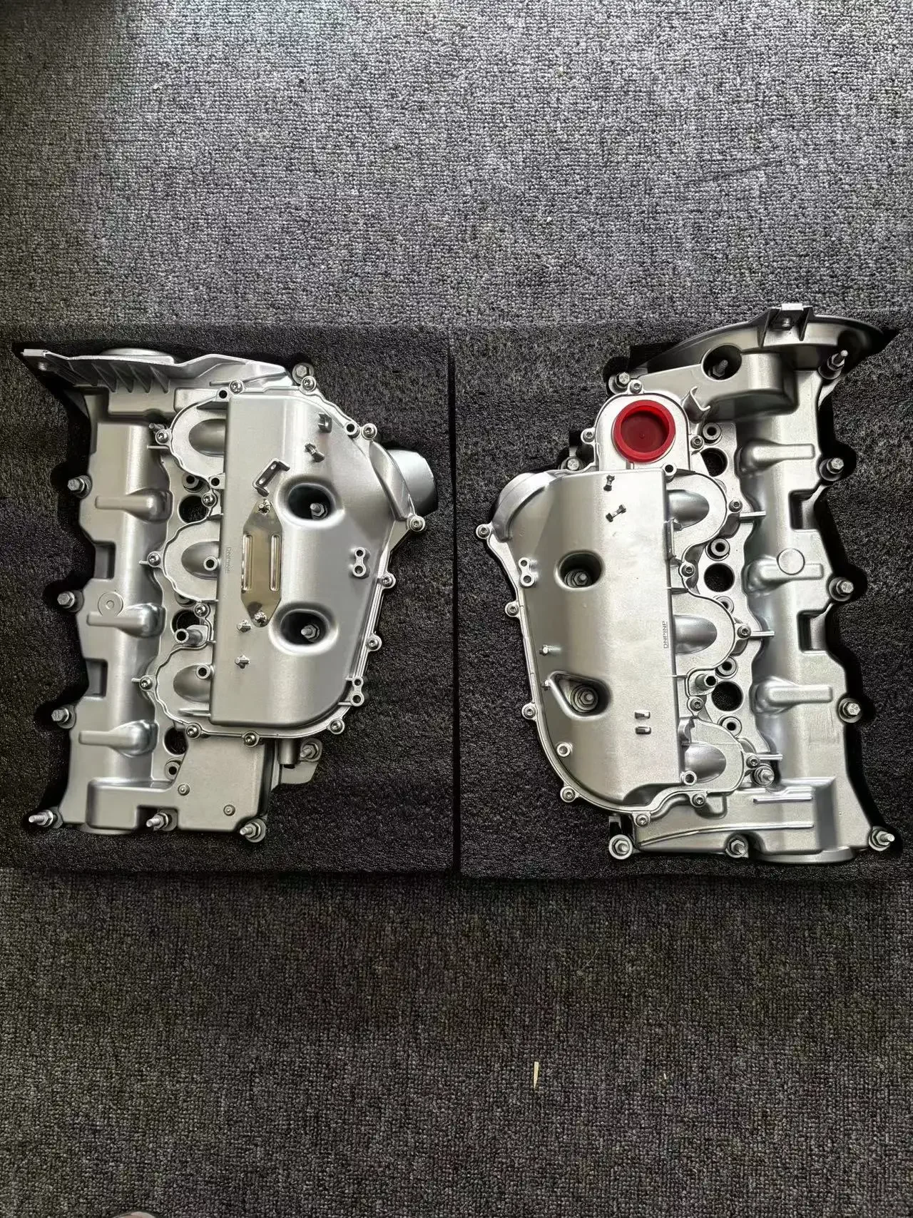 Inlet manifold cover LR057380 LR105957 INLET MANIFOLD COVER aluminum FITS LAND ROVER 3.0 TDV6 DISCOVERY 4, RR SPORT LR105956 LR057379