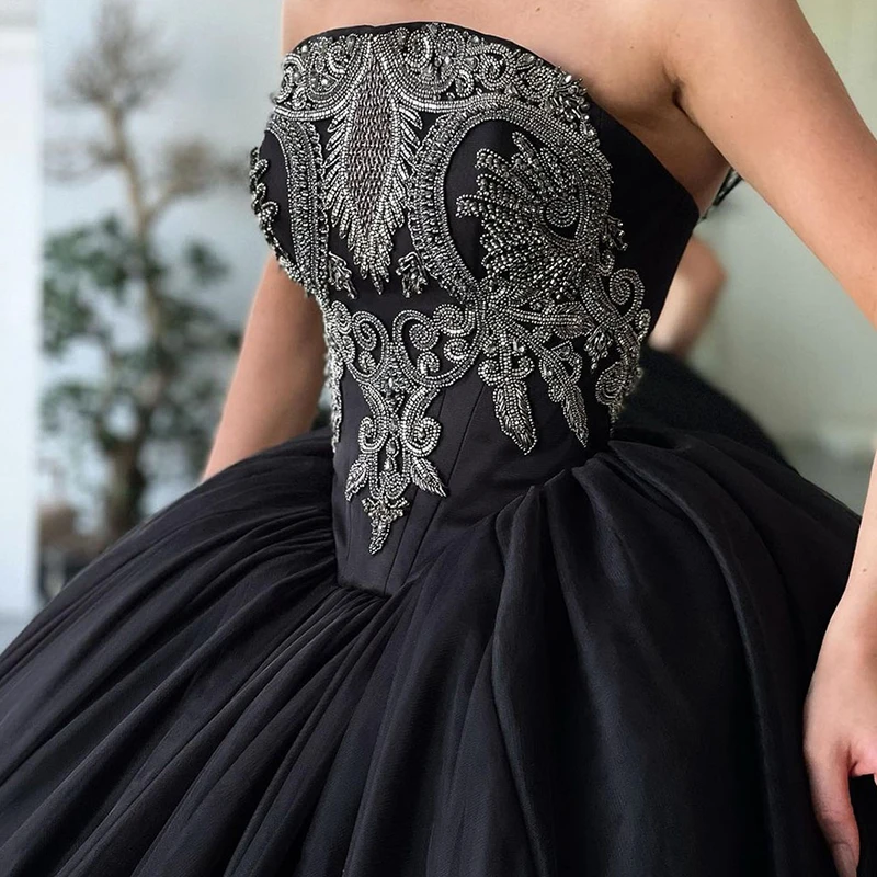 Black Sleeveless Prom Gowns Embroidery Applique Evening Dresses Lace Layered Women Sexy Sweetheart A-Line Dubai Arab Formal Part