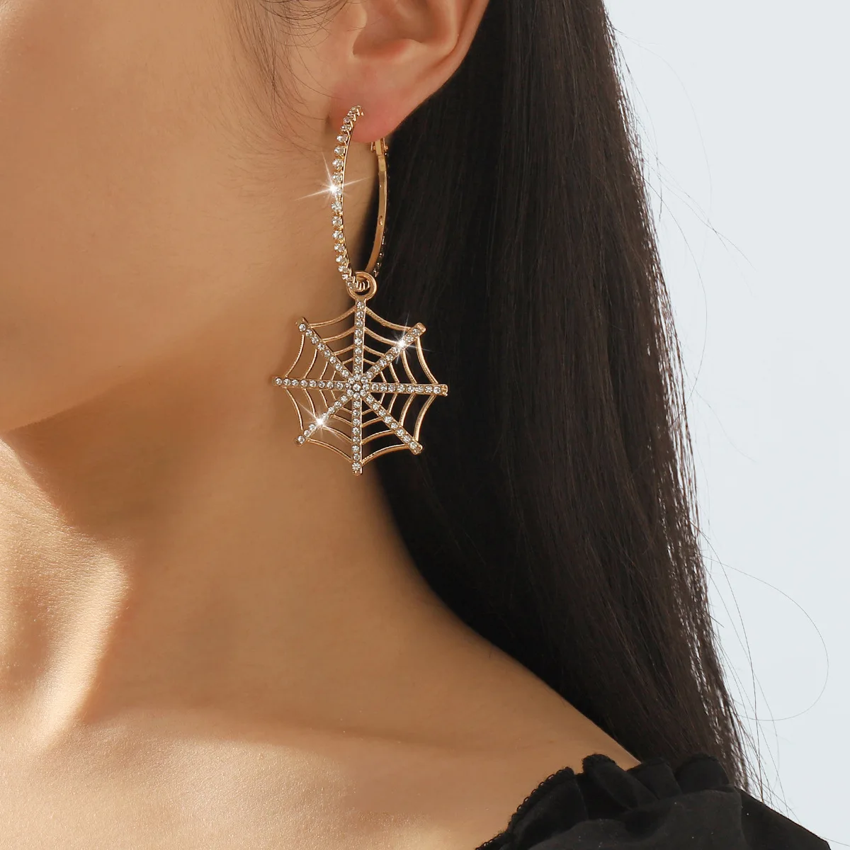 

Halloween Spider Web Pendant Earrings Fashion Exaggerated Diamond Street Alloy Earrings