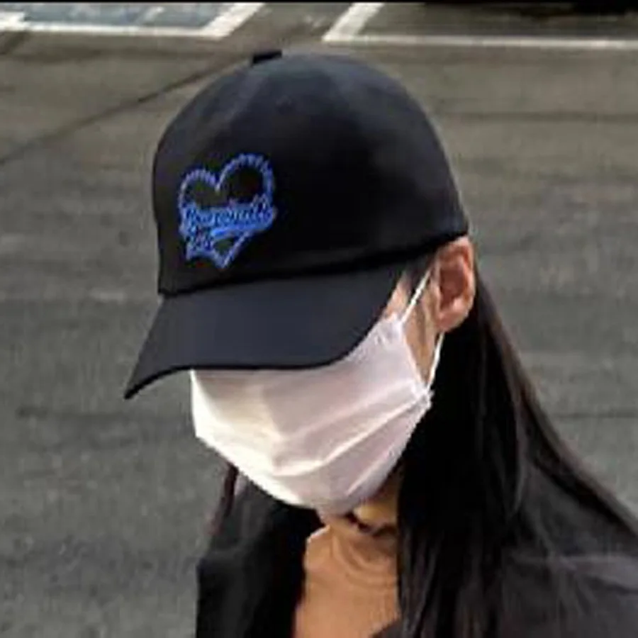 HOT Sale Unisex Cotton Fashion Cap LOVE Embroidery Baseball Cap Men Women Adjustable Casual Outdoor Streetwear Sports Hat