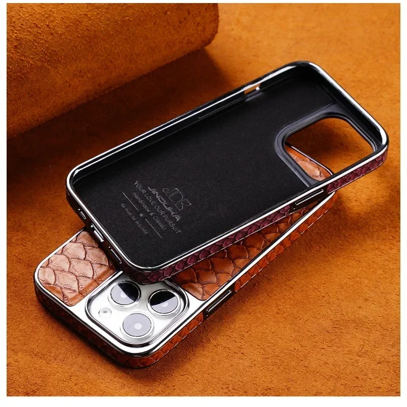 Luxury Python Texture Leather Electroplating Phone Case with Built-in Flannel