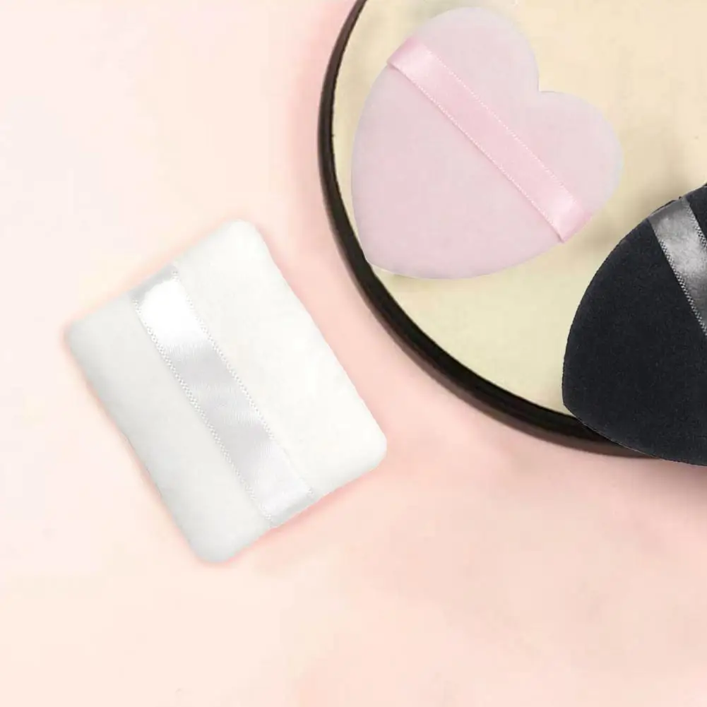Beauty Puff High Elasticity Heart Shape Powder Puff with Strap Sponges