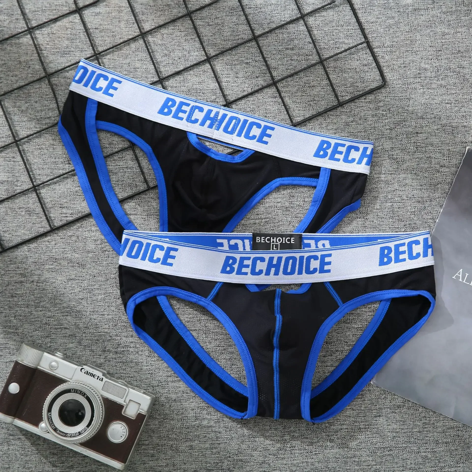 Men's back hollow low waist sexy underwear youth double T-pants 3