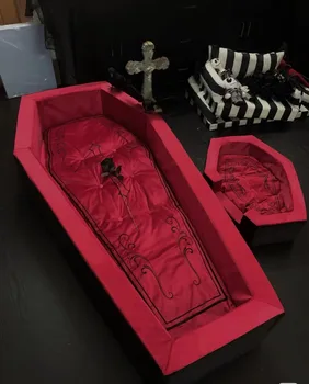 Gothic Coffin Velvet Day Bed 1