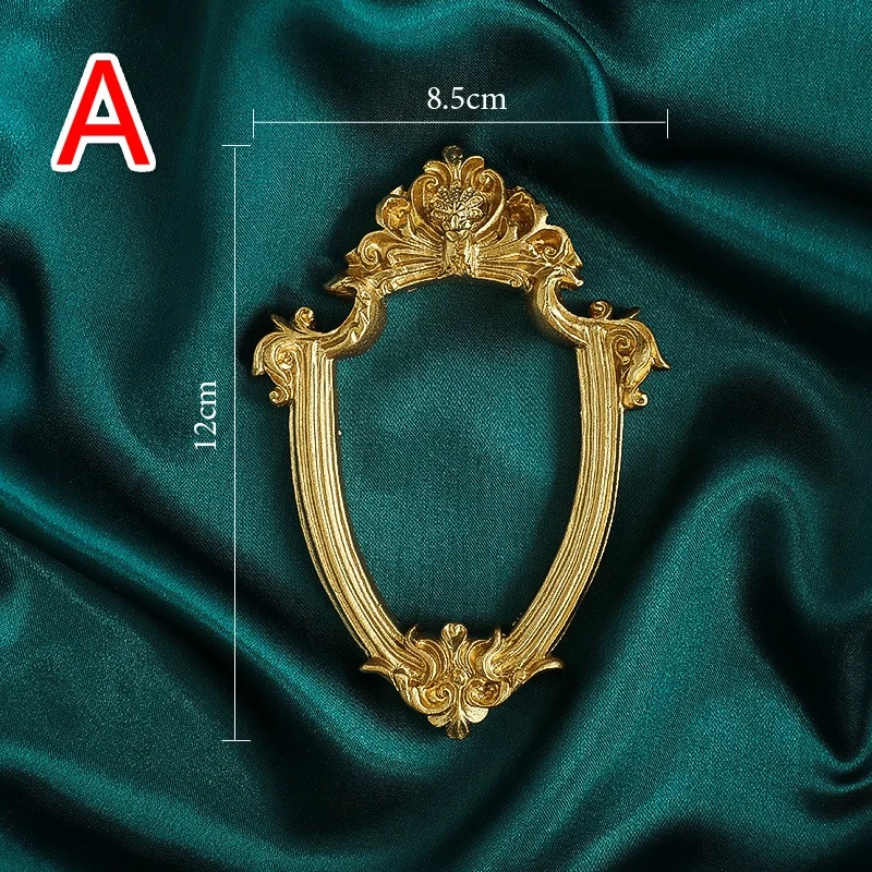 Golden Retro Photo Frame for Nail Art and Jewelry Decoration