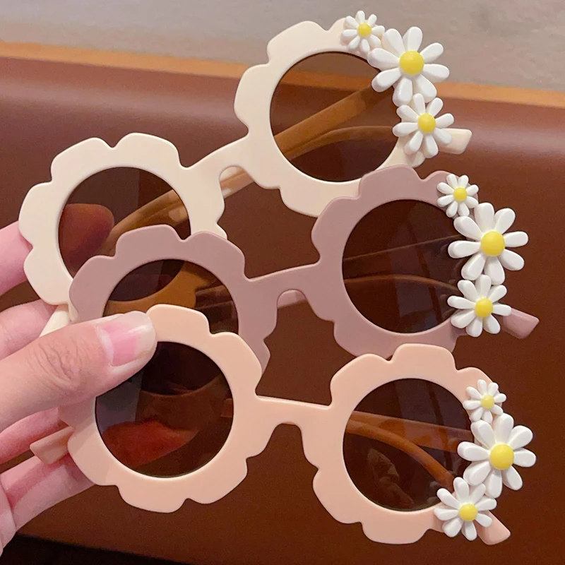 New Girls Boys Fashion Daisy Flowers Sunglasses UV400 Children Colorful Vintage Protection Sunglasses Kids Sun Glasses kids sunglasses children sunglasses