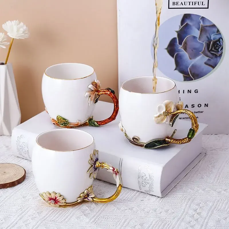 

Exquisite Enamel White Porcelain Mug Cups of Coffee Cup Ceramic and Pottery Couple Gift Original Breakfast Cups Cute Mugs Tea Go