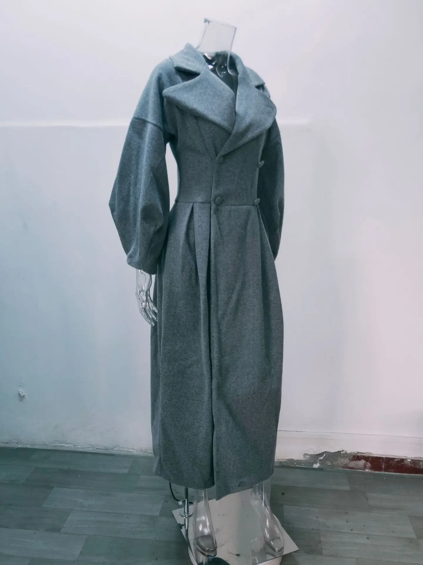 Autumn and Winter Coat Female New Retro Style Solid Color Lantern Sleeves Double-breasted Large Lapel Long Coat