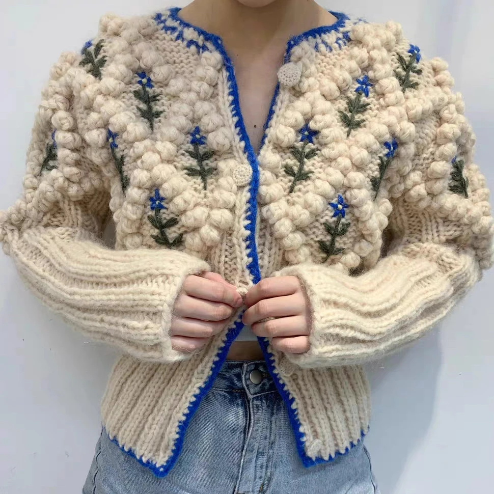 

Women Embroidery Flower Knitted Cardigan sweater Single Breasted 3D Yarn Ball Sweater