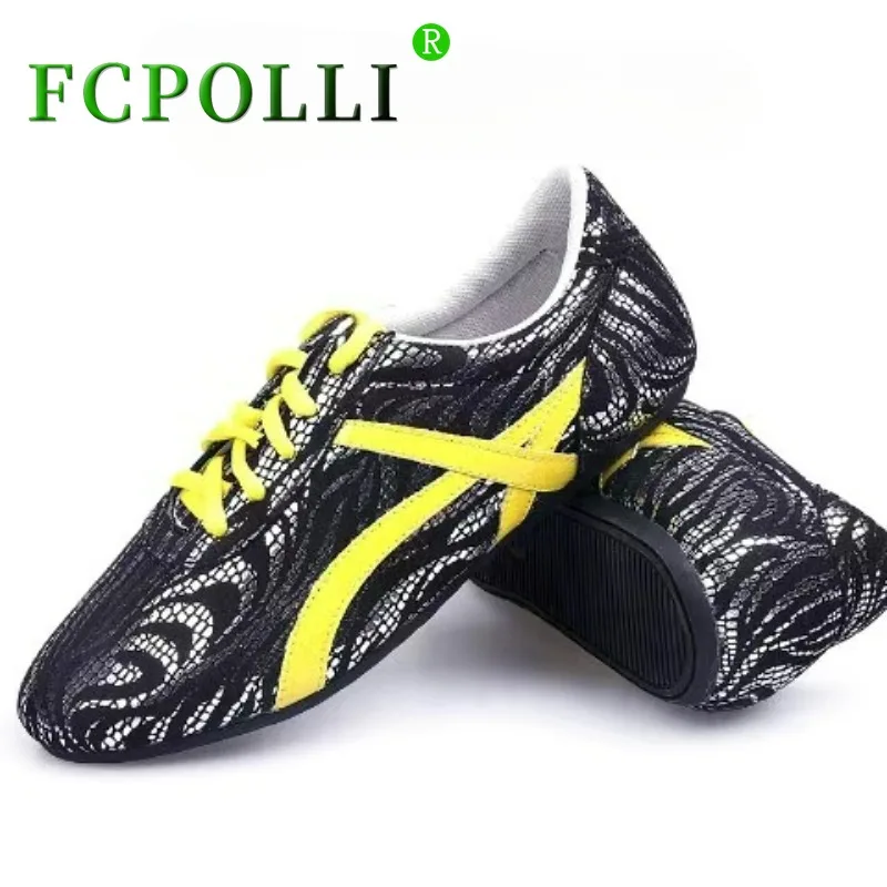 

2023 Hot Sale Women Martial arts Sneakers Breathable KungFu Shoes Men Wearable Unisex Tai Chi shoes Designer Sport Shoe Unisex
