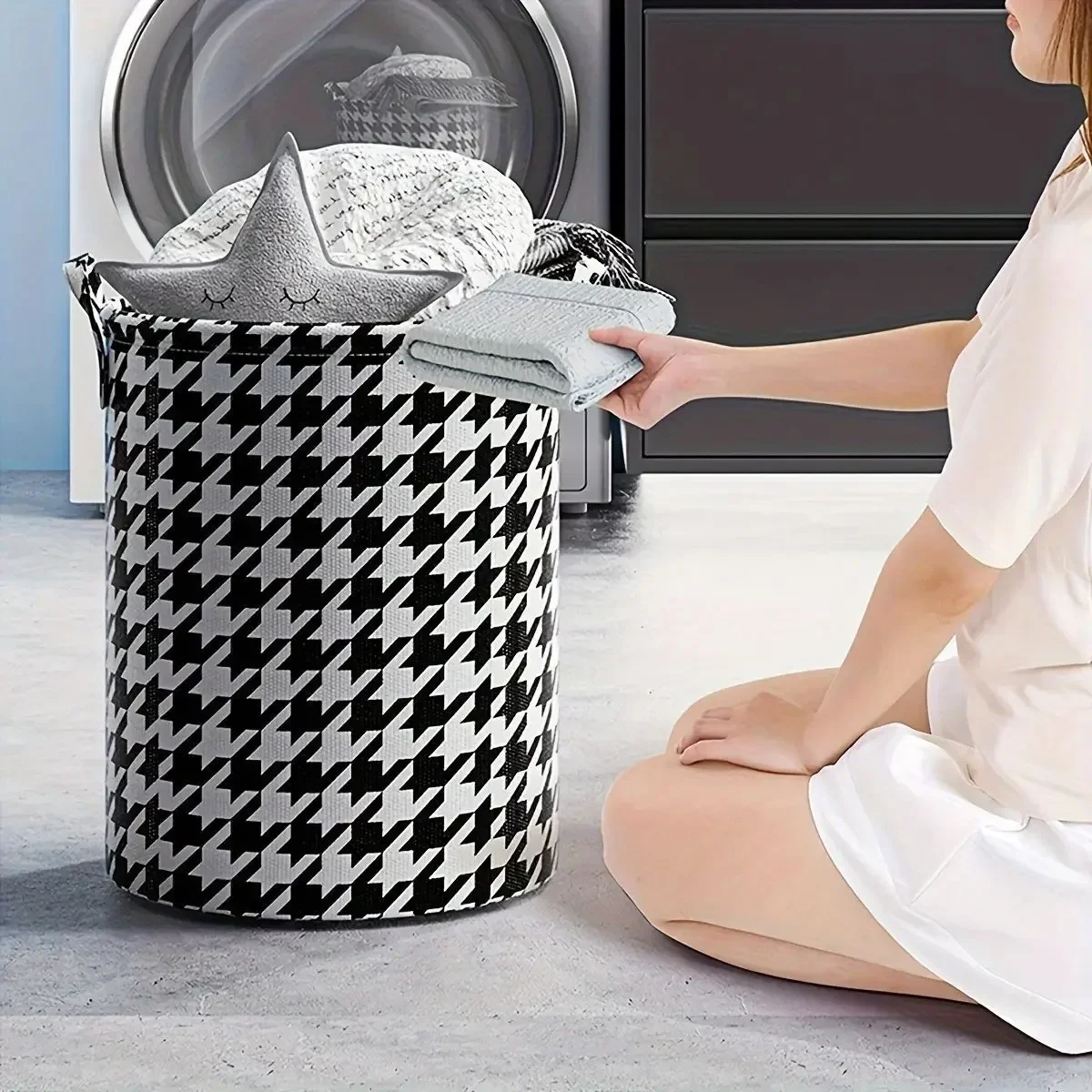 Clothing storage bag, organizer, closet container