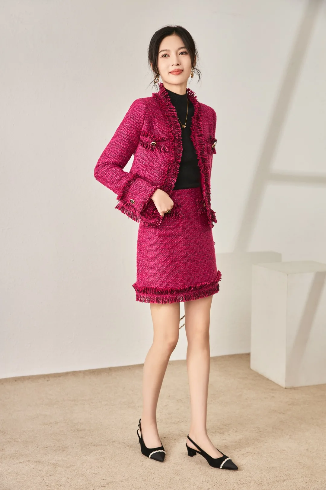 

2023 Autumn/Winter Fashion New Women's Clothing Wool Tweed Tassel Coat Pocket A- line Skirt Suit 0912