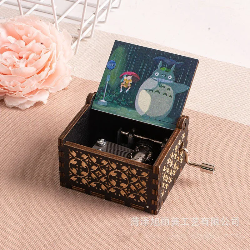 Hayao Miyazakis hand-clockwork music box childlike solid wood creative music box birthday gift music box sailor 6
