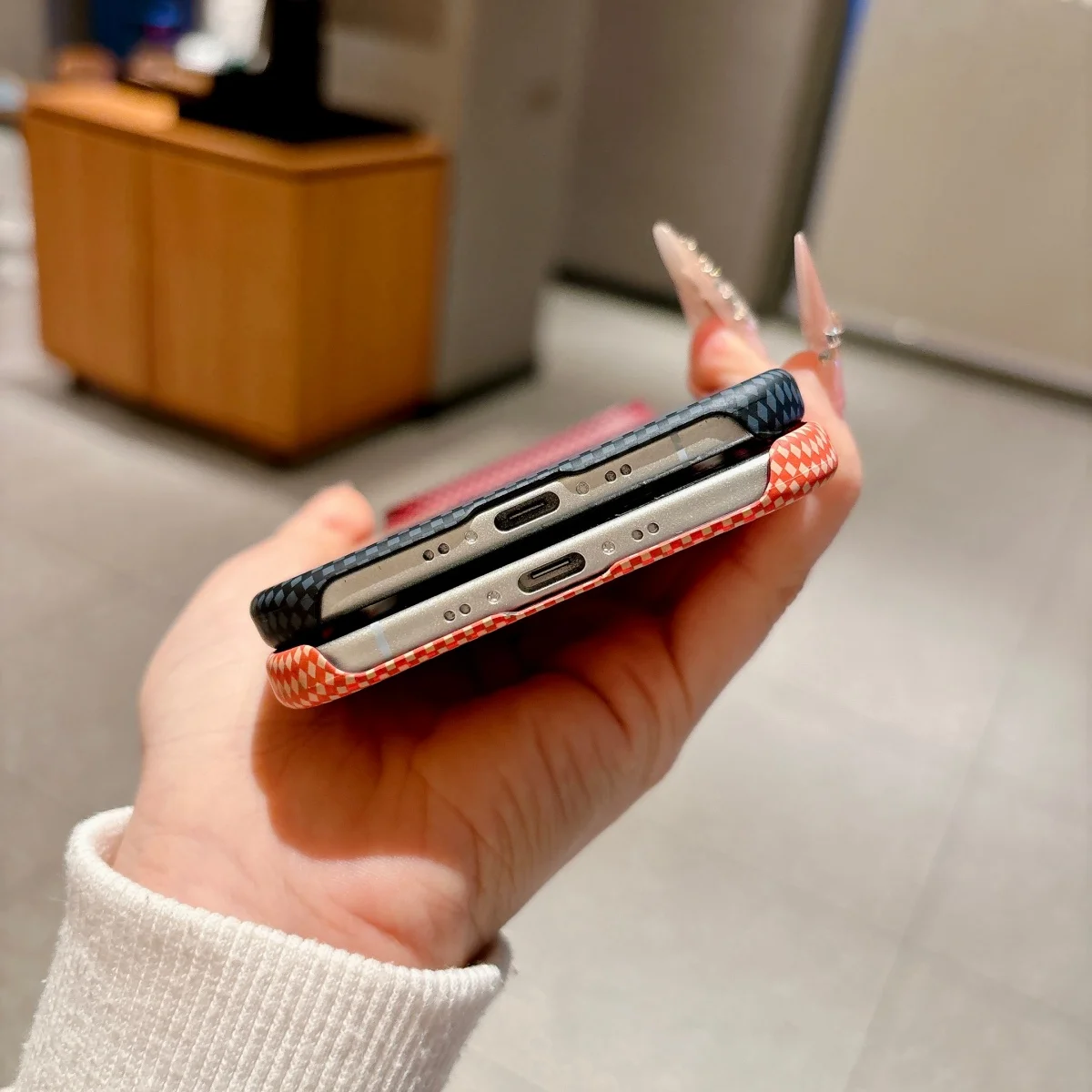 Magsafe Magnetic Kevlar Carbon Fiber Pattern Slim Armor Phone Case