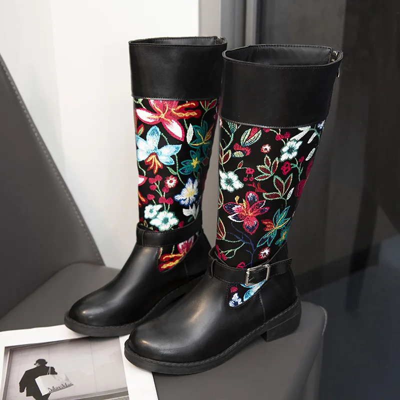 Autumn and Winter Women Boots New Embroidered Flower Brown Boots Warm Martin Boots Non Slip Women Leather Boots Fashion Boots