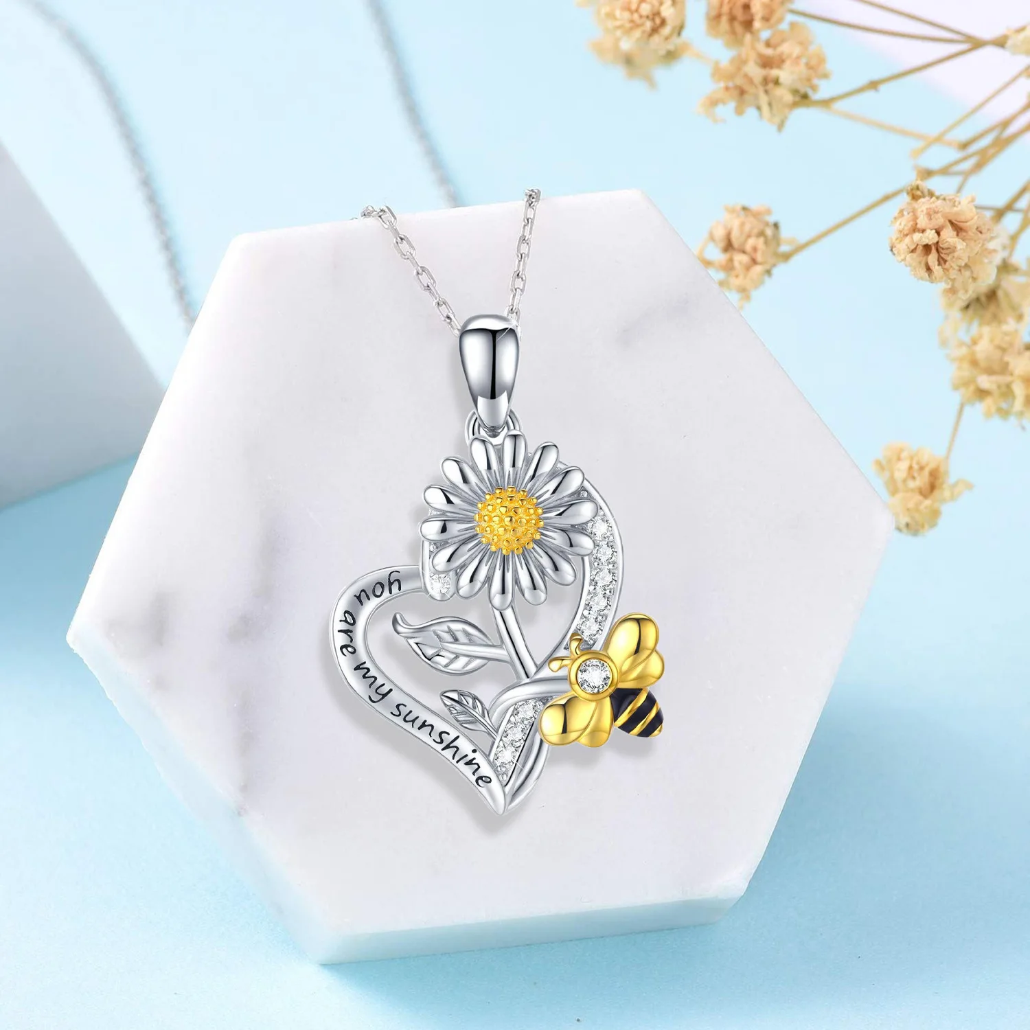 

Fashion Sunflower Zircon Necklace for Women Exquisite Flower Heart Shaped Pendant Clavicle Chain DIY Jewelry Accessories Gift