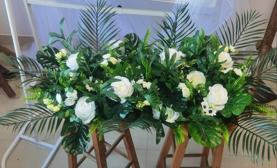 

Customized flower ball or flower row