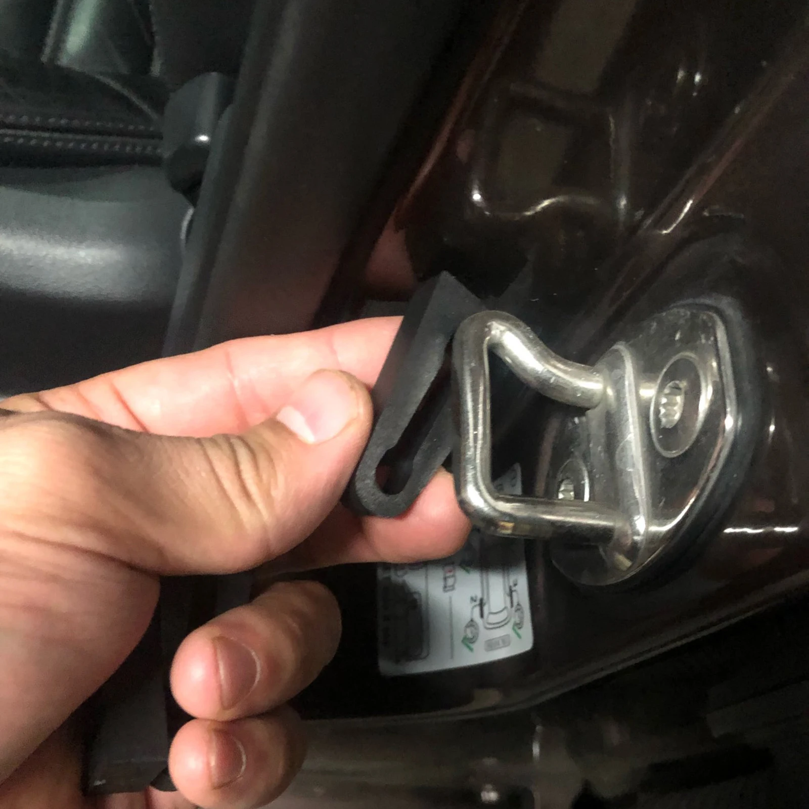 Car Sound Deadener Damper For VW Golf Polo T5 Bora Caddy Jetta Multivan Passat Scirocco Tiguan Touran Door Lock Buffer Deadening Car Sound Deadener Car Door Lock Damper