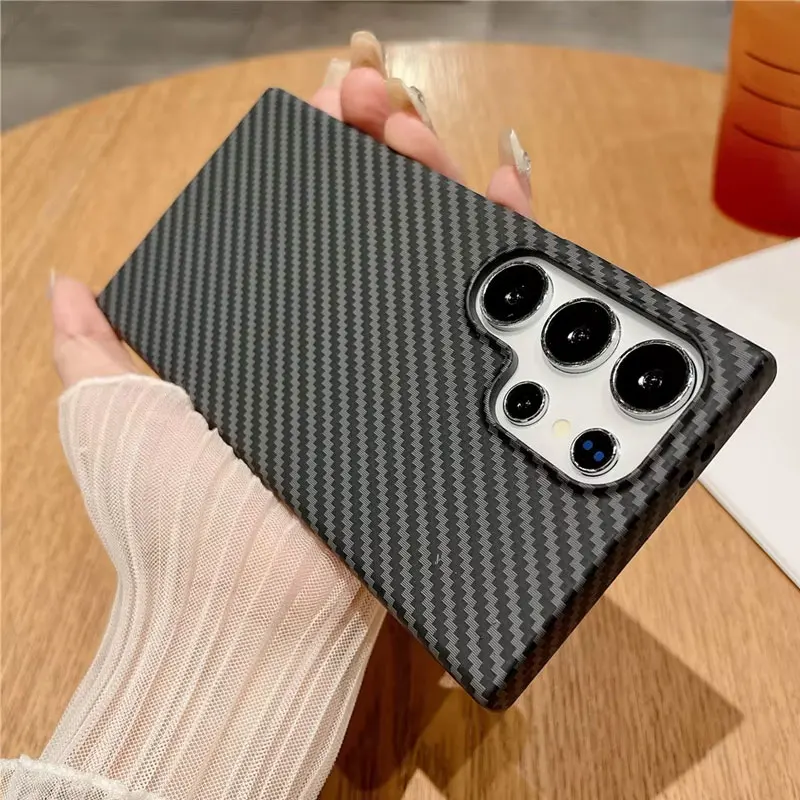 Ultra Thin Carbon Fiber Texture Magnetic Armor Case - Sleek Hard PC Cover