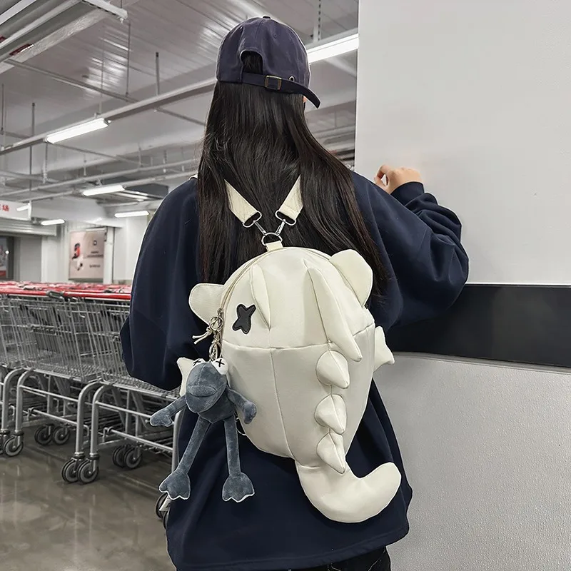 White medium shark bag [length 22/width 12/height 32]