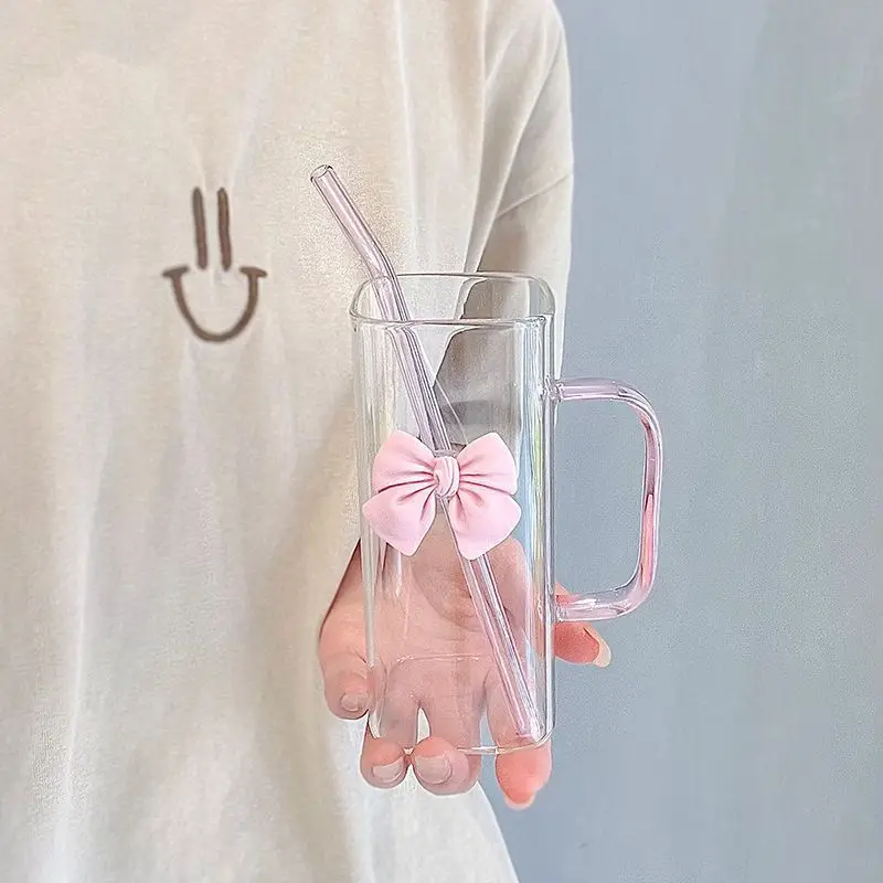 Square bow glass cup, high-value straw, heat-resistant flat bottomed colored cup