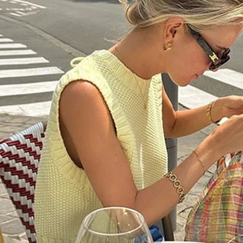 TRAF 여성 패션 라운드넥 민소매 레이스 업 니트 크롭 탱크 탑, 캐주얼 백리스 스웨터 조끼, 빈티지 스트리트웨어