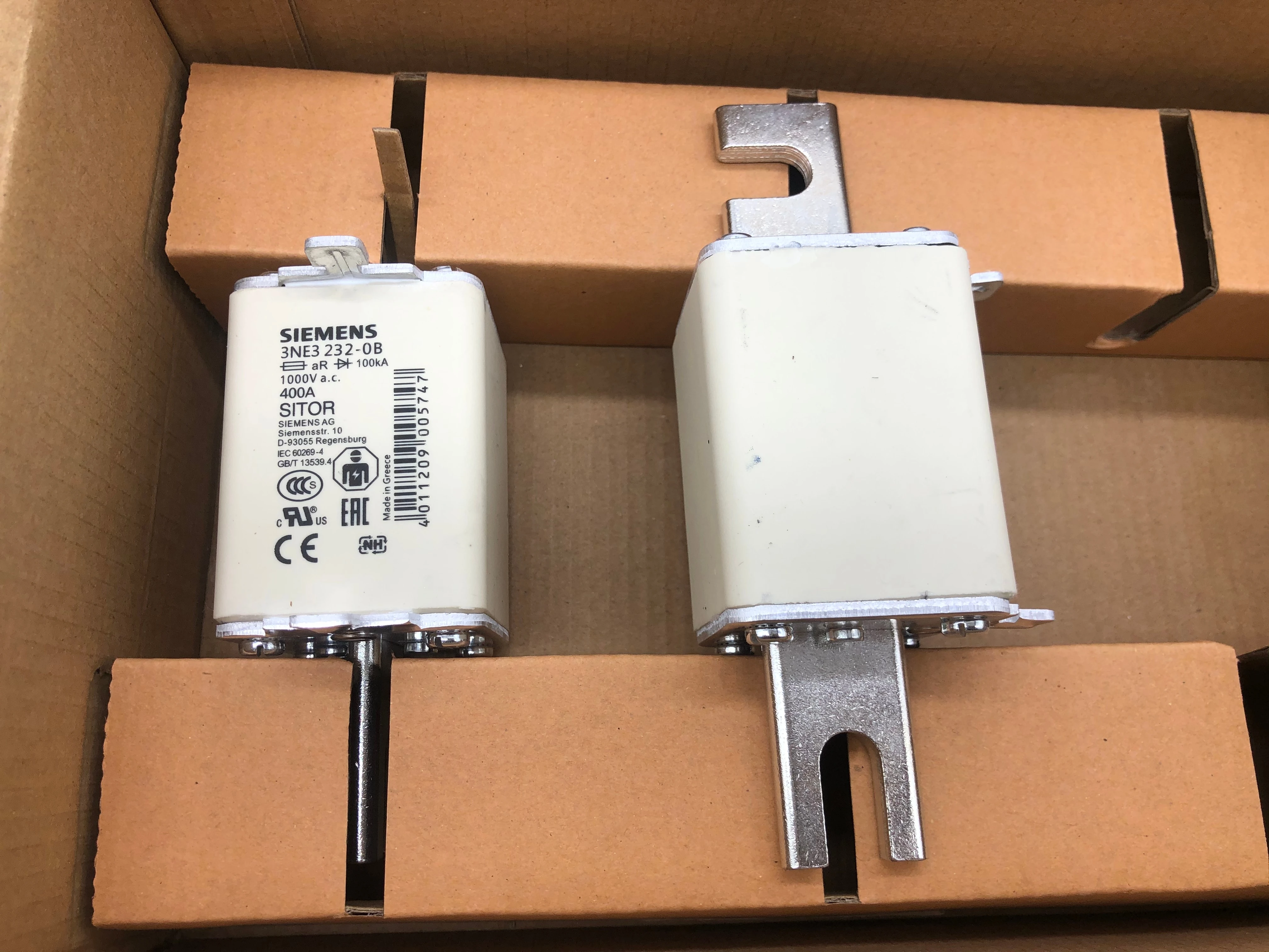 

3NE3 232-0B 400A 1000V New Fuses