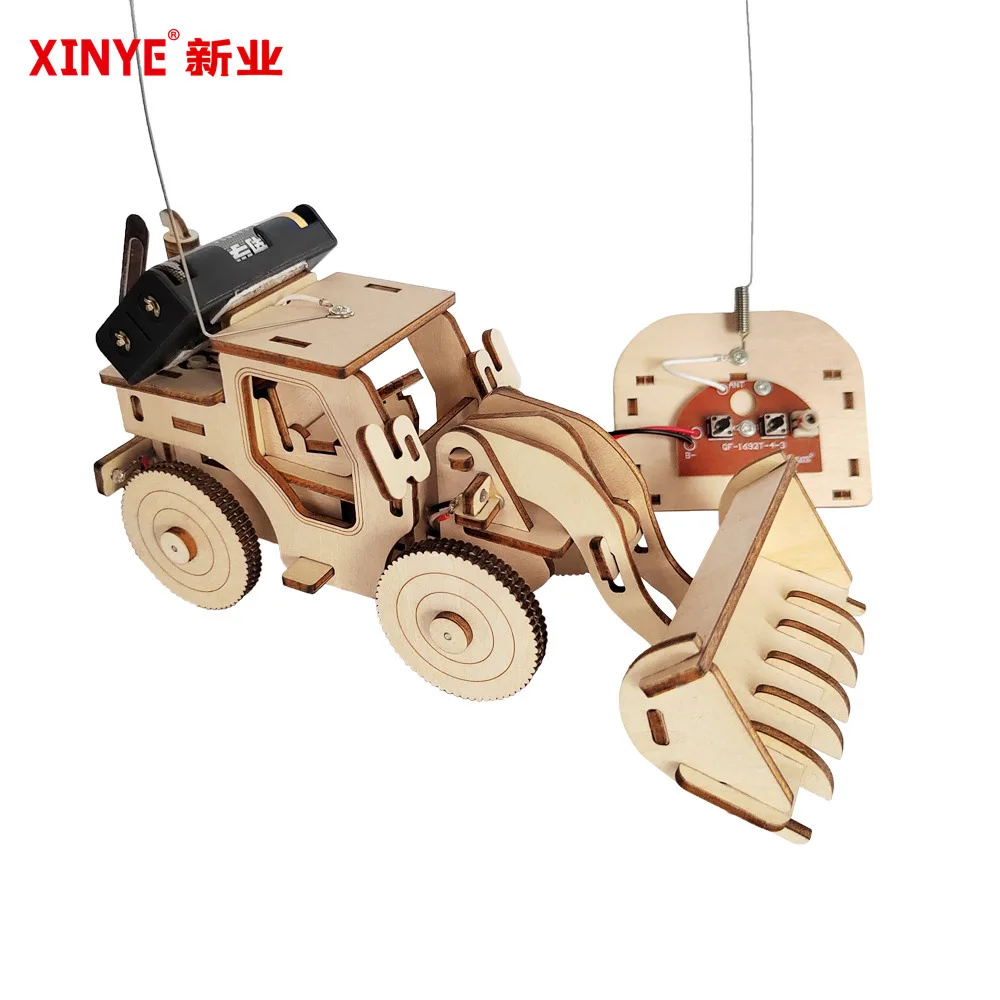 

DIY remote control bulldozer model children's educational 3D wooden splicing toys experimental three-dimensional puzzle material