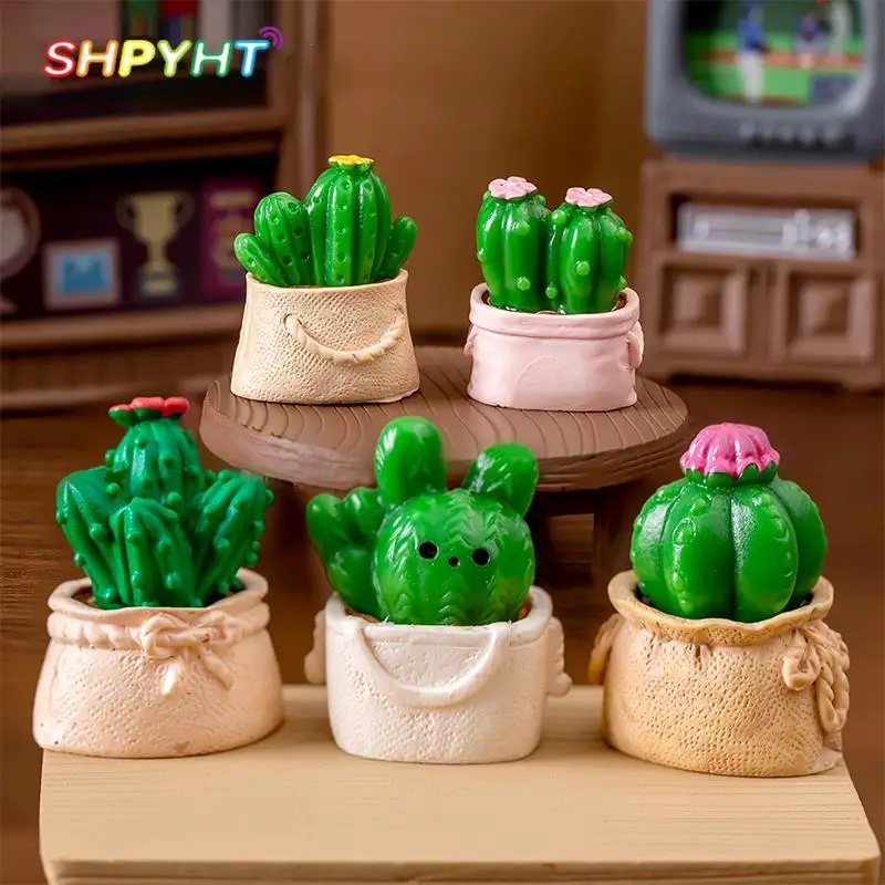 

1Pc Miniature Cactus Ornament Dollhouse Rabbit Succulent Potted Plants Micro Landscape Decor 1:6/1:12 Dollhouse Miniature Toy