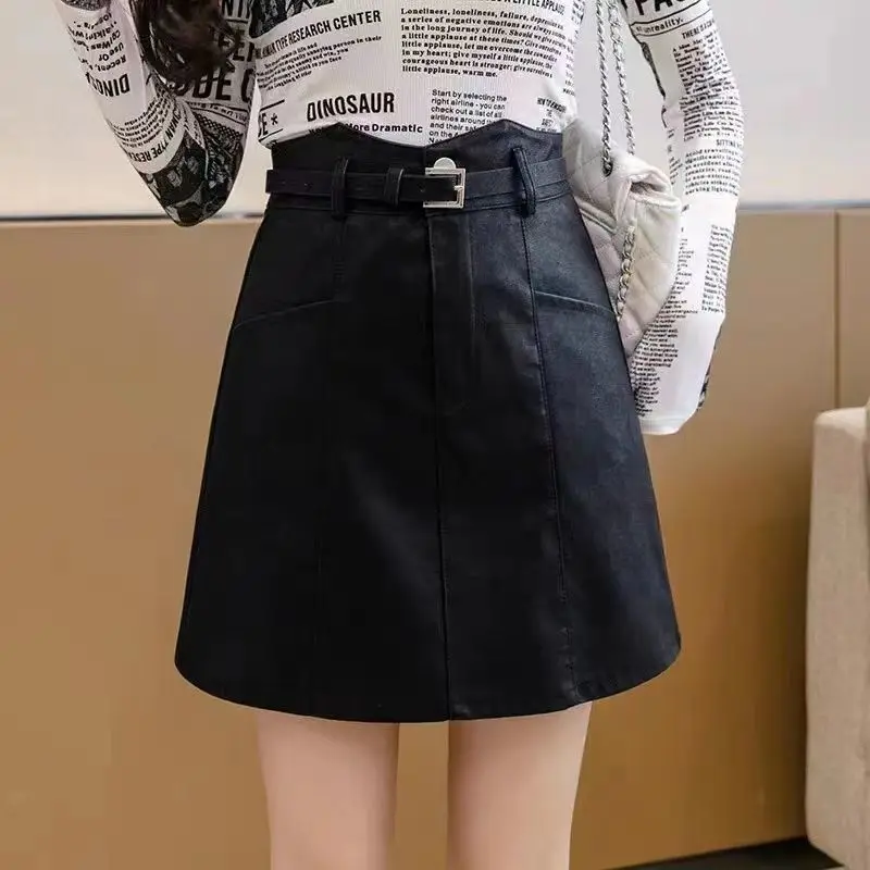 New Autumn Winter Small Leather Skirt Short Women's High-waisted A-line Skirt Small Slim Hip-hugging Skirt PU Half-length Skirt 2