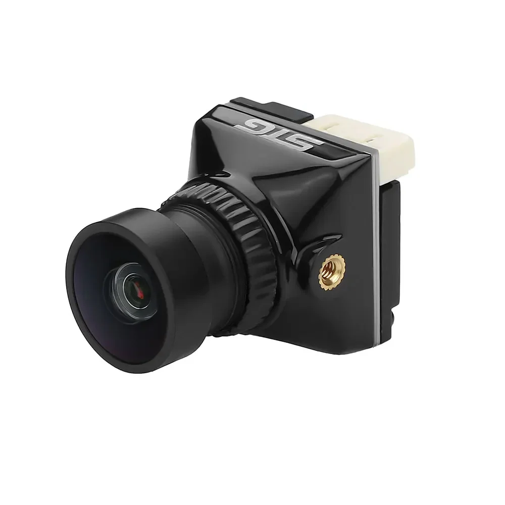 Caméra FPV JINJIEAN STG Bat 1 1800TVL fixée sur un drone, câbles visibles, prête pour le vol FPV