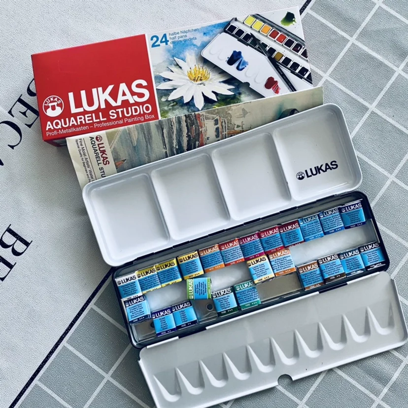 Lukas Travel Watercolor Paint 24 Colors Half Pans Transparent Watercolor Painting Brush Sketchers' Portable Palette Metal Box - 3