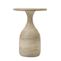 Table d'appoint au design inspiré du bowling, table basse moderne en marbre et texture travertin 6