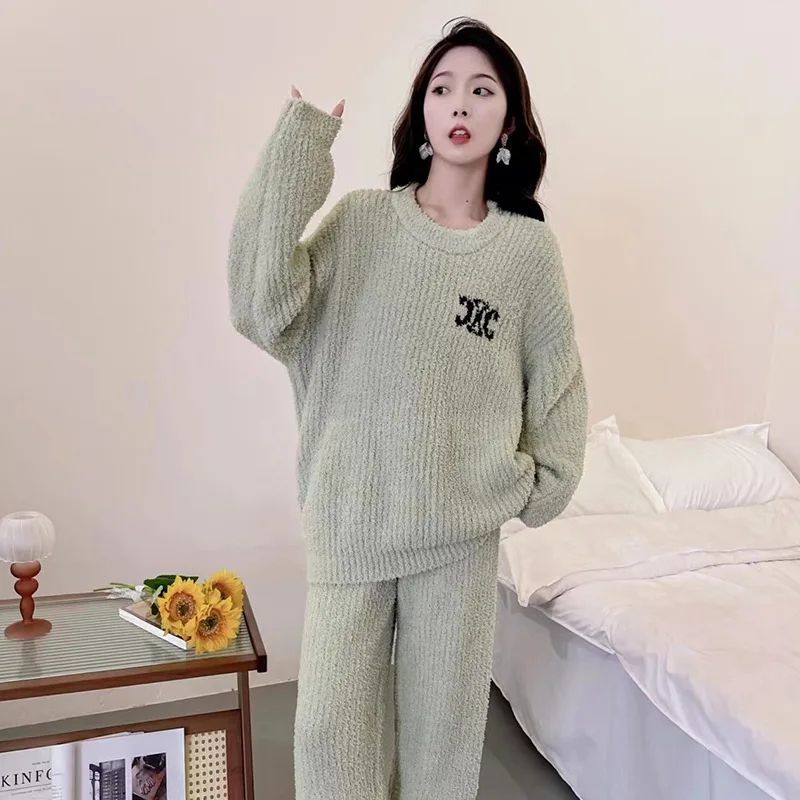 

French 2023 Autumn/Winter Soft Coral Fleece Pajamas Women's Half Fleece Long Sleeve Fragrant Home Fur Can Be Outworn