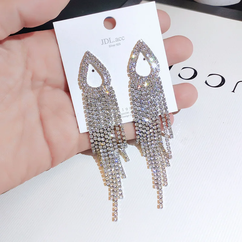 Earring Image 1