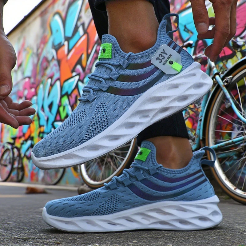 Summer Men's Shoe Street Explosion Trend Breathable Mesh Sneakers Fashionable Versatile Cushioning Soft SoleTennis Walking Shoes