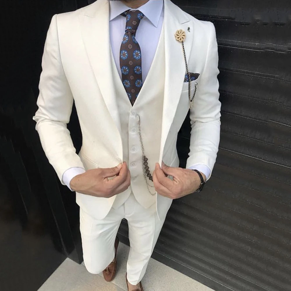 

Classic Men Suits Single Button Slim Fit 3 Pieces Wedding Groom Jacket Pants Vest Tailor-Made Clothes Best Man