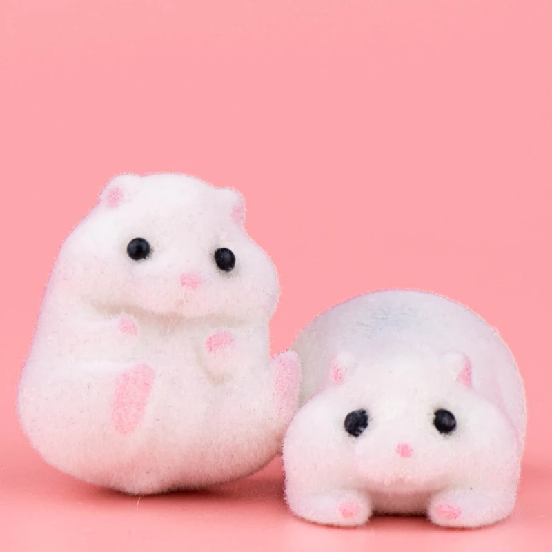 

Japan Gacha Gashapon Mini Guinea Pig Doll Capsule Toy Cute Animals Hamster Data Line Protector Model Creative Gift Ornaments