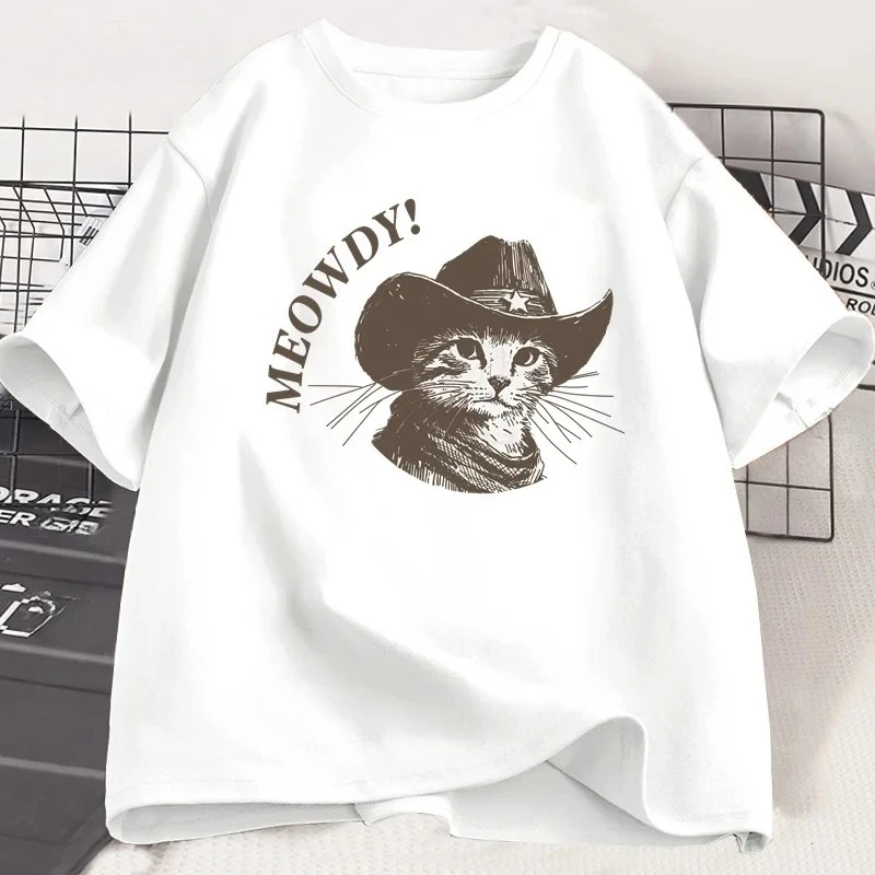 Oversized casual cotton t-shirts featuring a vintage graphic print of a cat wearing a cowboy hat with the word Meowdy.