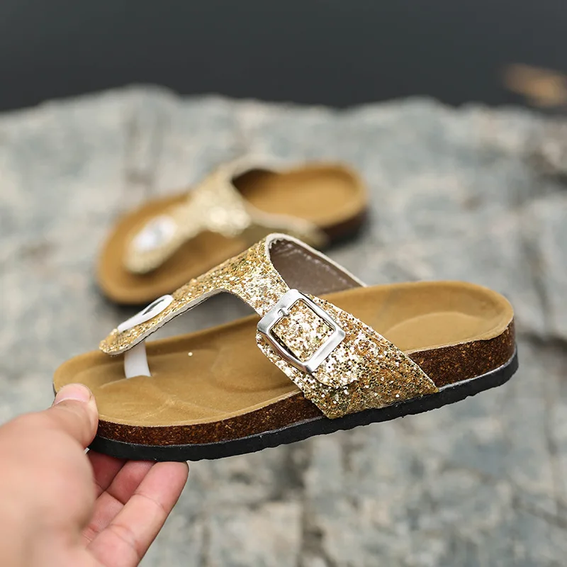 Fashion Men and Women Outside Buckle Cork Slipper 2023 New Women Summer Solid Color Casual Beach Slip on Flip Flops Slides Shoe