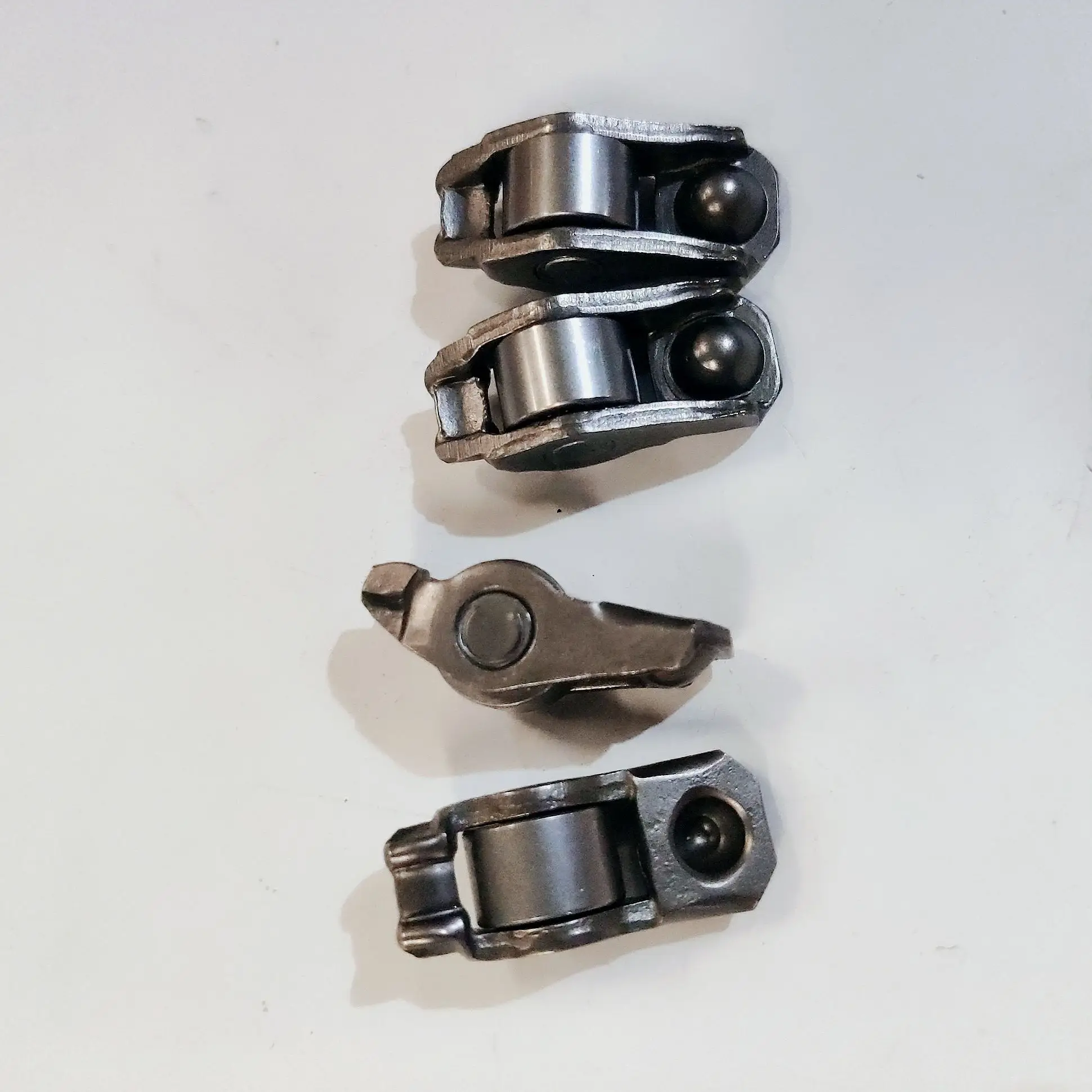 4 pieces professional engine spare parts OE number S1007L21153-50013 for JAC J5 J6 4G93 Valve rocker