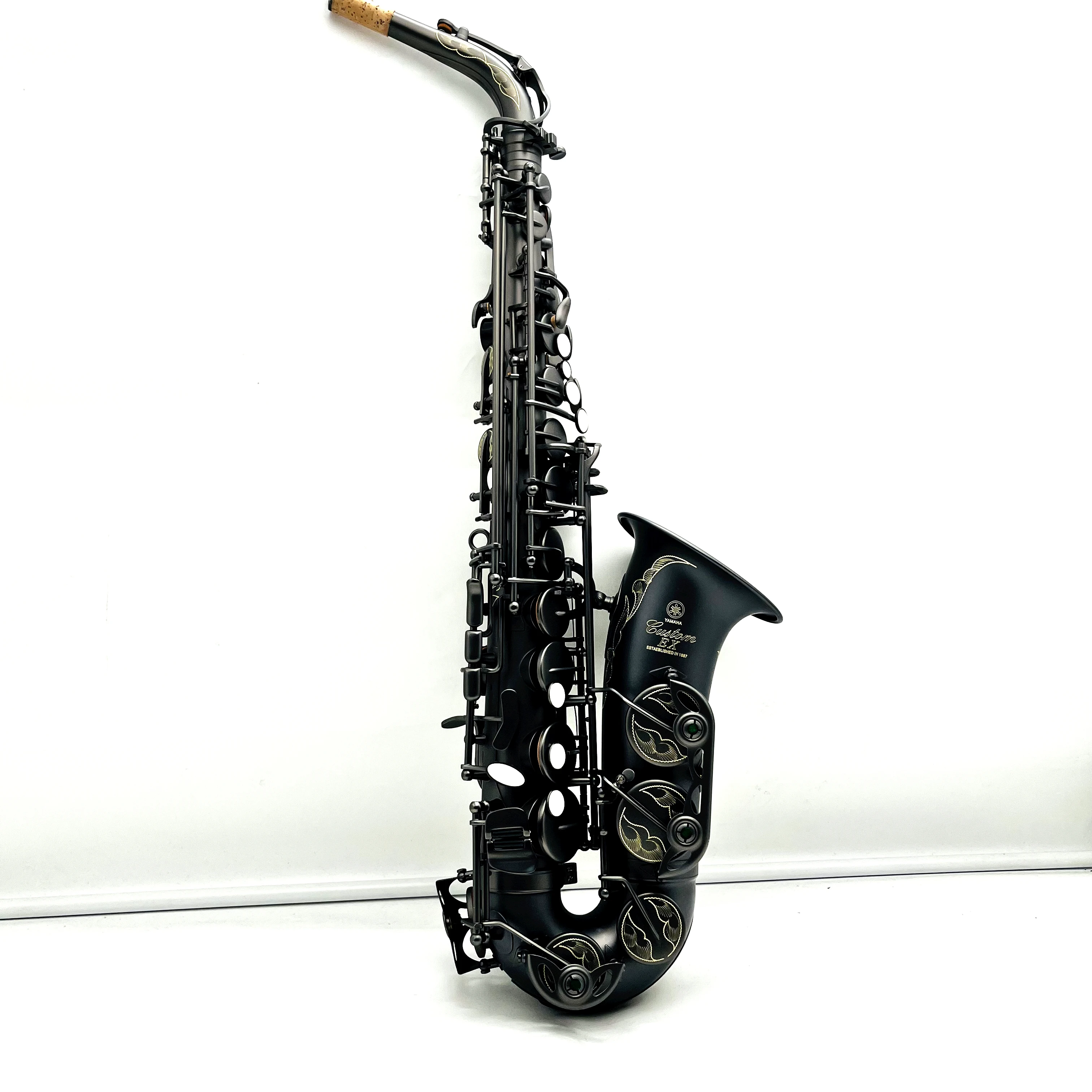 YAS875EXAltoSaxophoneEbTuneBlackNickelPlatedProfessionalWoodwindsWithCase