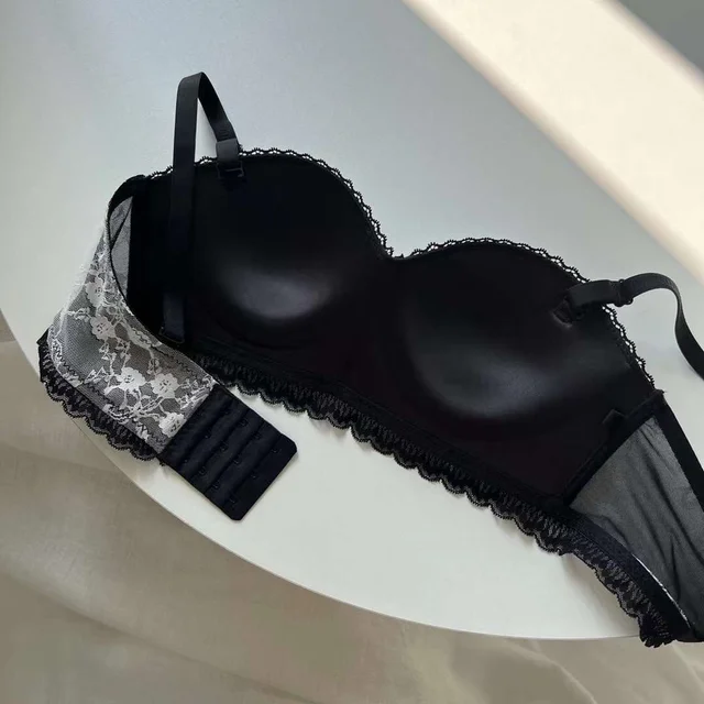 편안함과 스타일의 완벽한 조화를 이루는 여성용 꽃무늬 패턴 미끄러짐 방지 스트랩리스 브라