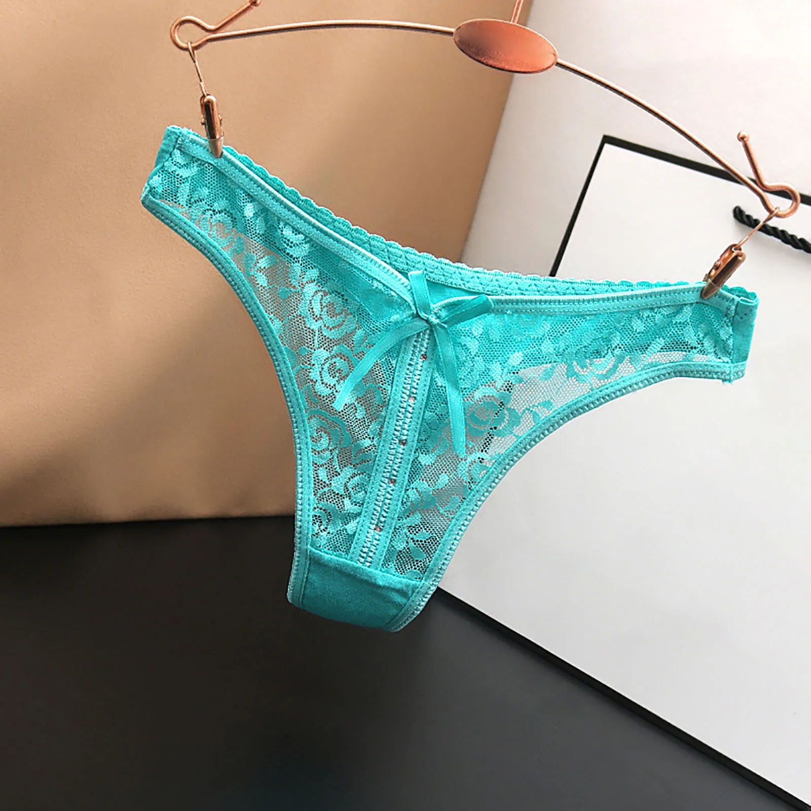 

Women Sexy Lace Cotton Panties Low Rise Floral Perspective Thong Lingerie Woman Comfortable Underwear Lenceria Mujer Panty