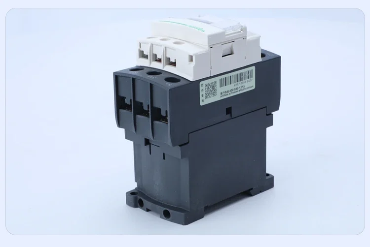 Contator de baixa potência Schneider Electric, Preto