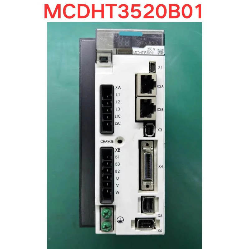 

Used MCDHT3520B01 Servo driver Function check OK