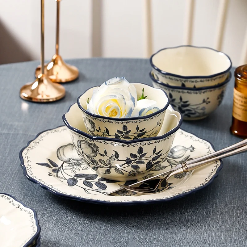 Retro Ceramic Plate Set European Hand Painted Flowers Desktop Dinner Set Plates and Dishes Wedding Center Fruit Salad Plates