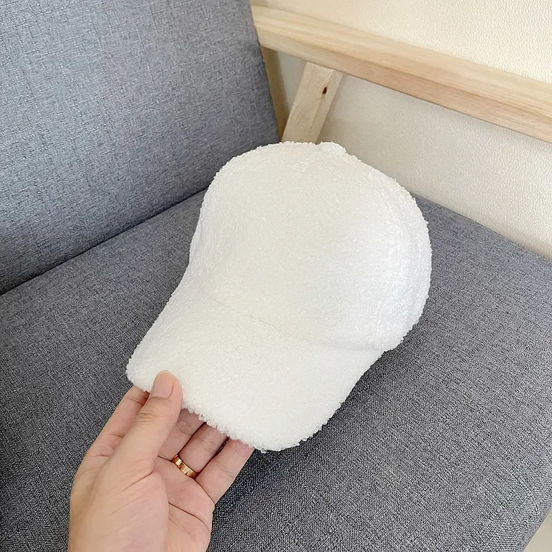 New Winter Women Baseball Cap Artificial Lamb Wool Hats Version