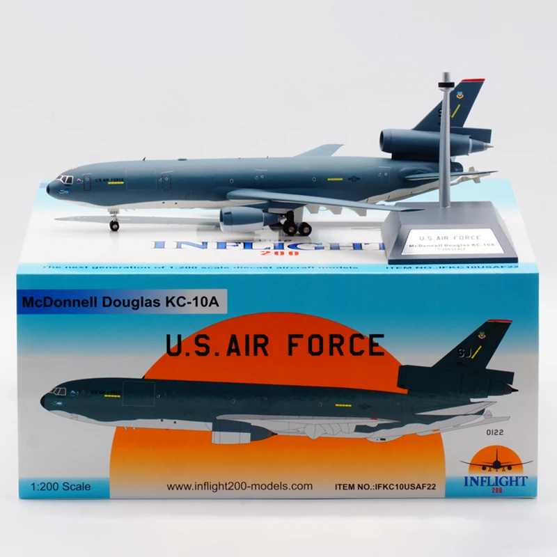 1/200 Scale Inflight U.S. Air Force KC-10A Aerial Refueling