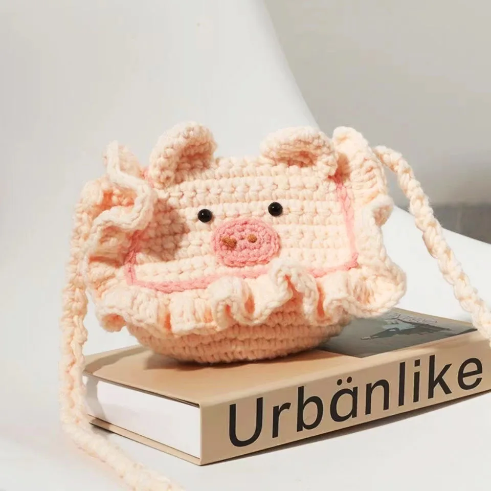 

Finished product hand-knitted bag homemade pig bag girl cute one-shoulder cross-body bag to give girlfriend gifts